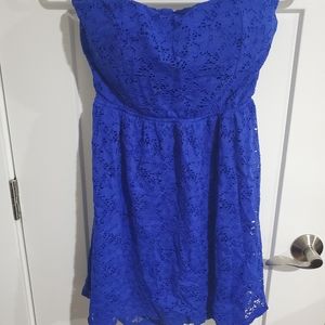 Blue lace dress size medium NEW WITHOUT TAG